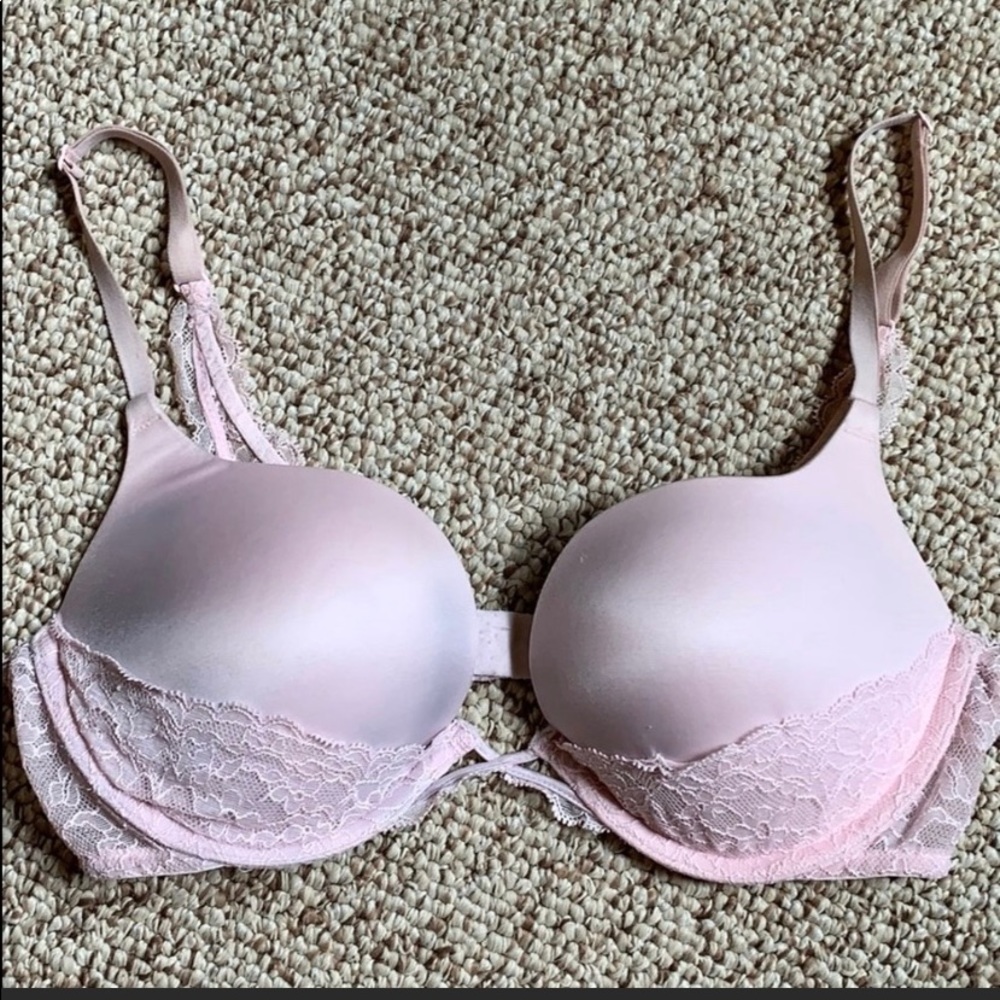 Light Pink Victoria’s Secret Very Sexy Demi 34C